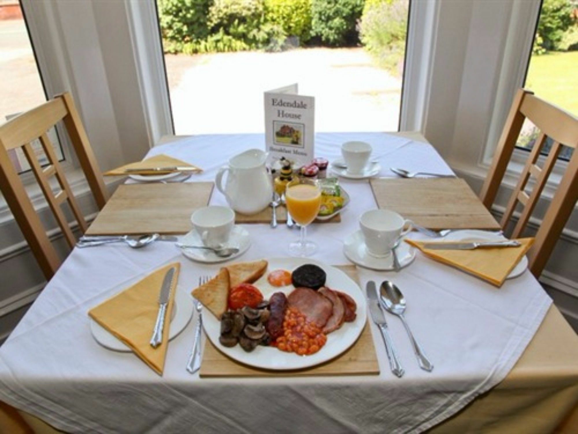 Bed and Breakfast Edendale House Southport Esterno foto